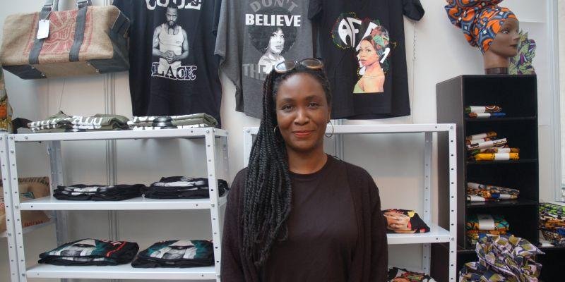 Miss Dee Sprengers Designer Bebe Rose Fashion