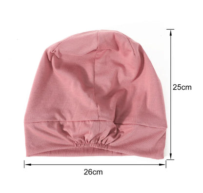 De satijnen  Satijnen Bonnet met Binnenvoering is 25 cm lang en 26 cm breedt