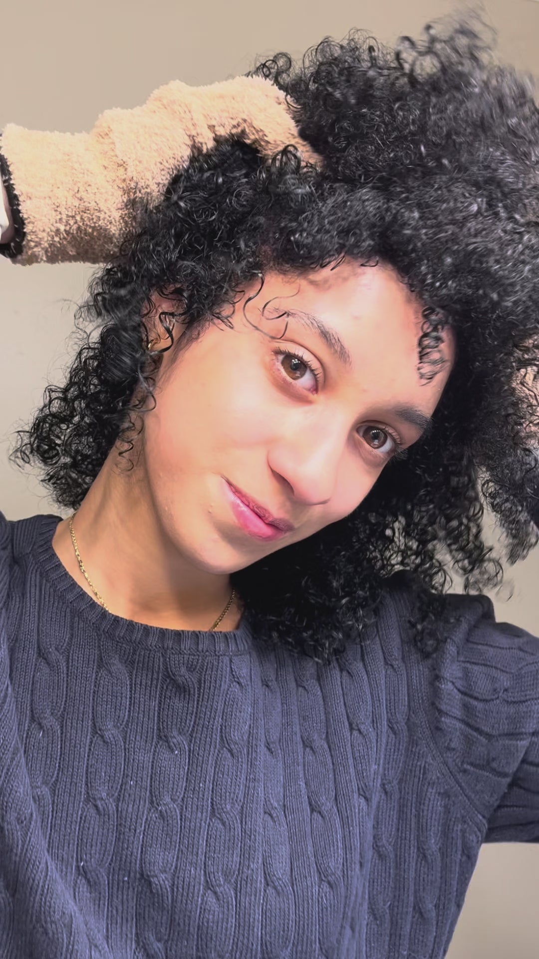Loc Handschoen om locs te reinigen, onderhouden en drogen