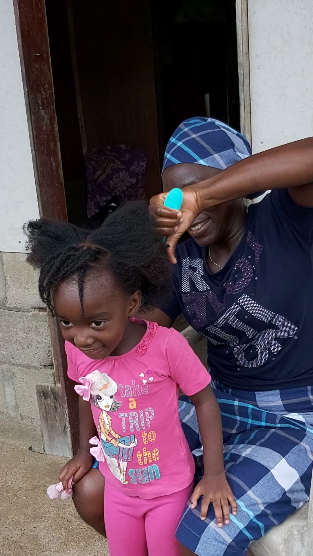 Pijnloze Uitkamborstel – Makkelijk voor het uitkamen van krullen en kroeshaar. Zorgt voor minder haarbreuk voor 4C- en 3A-Natuurlijk Haar